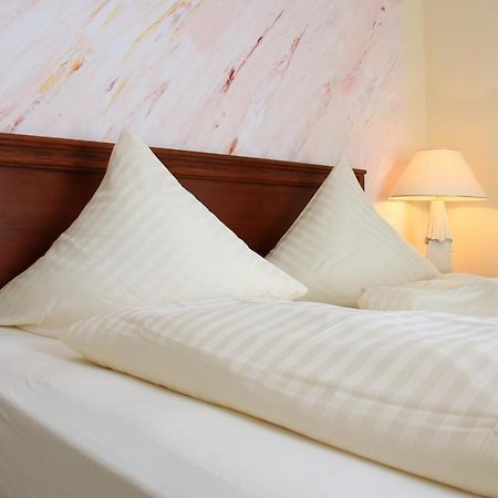 Aparthotel Scheuer เฮิร์ท ภายนอก รูปภาพ