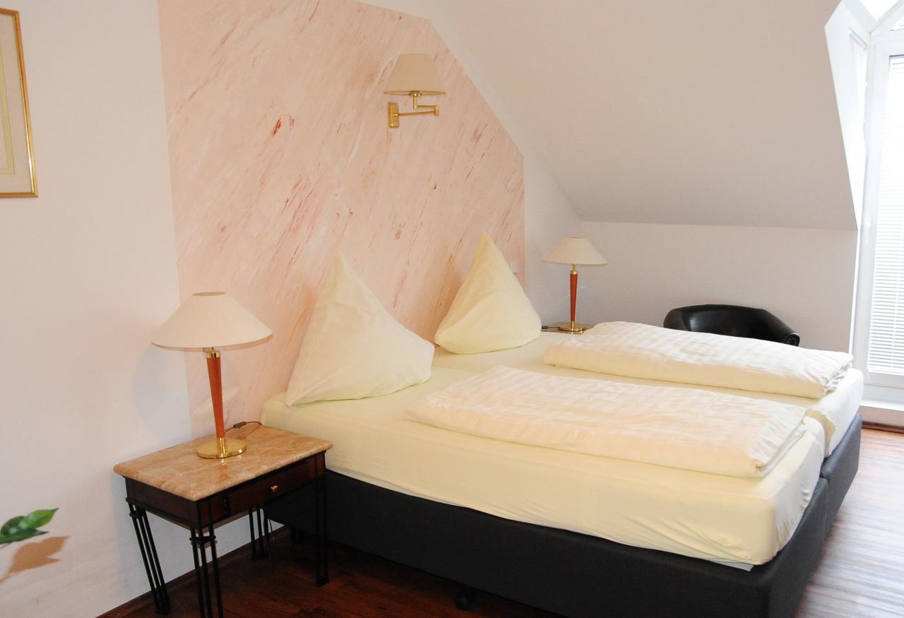 Aparthotel Scheuer เฮิร์ท ภายนอก รูปภาพ