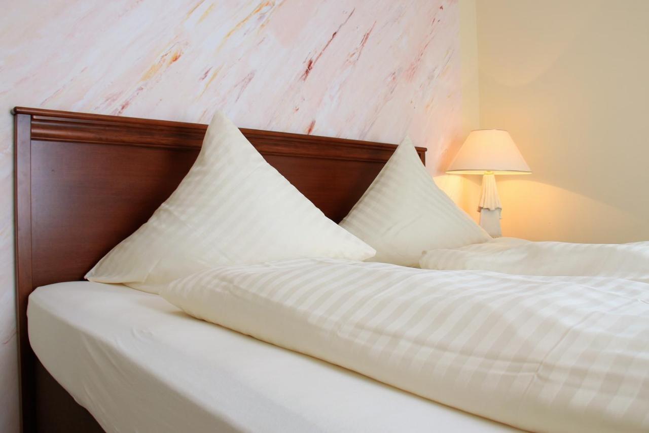 Aparthotel Scheuer เฮิร์ท ภายนอก รูปภาพ