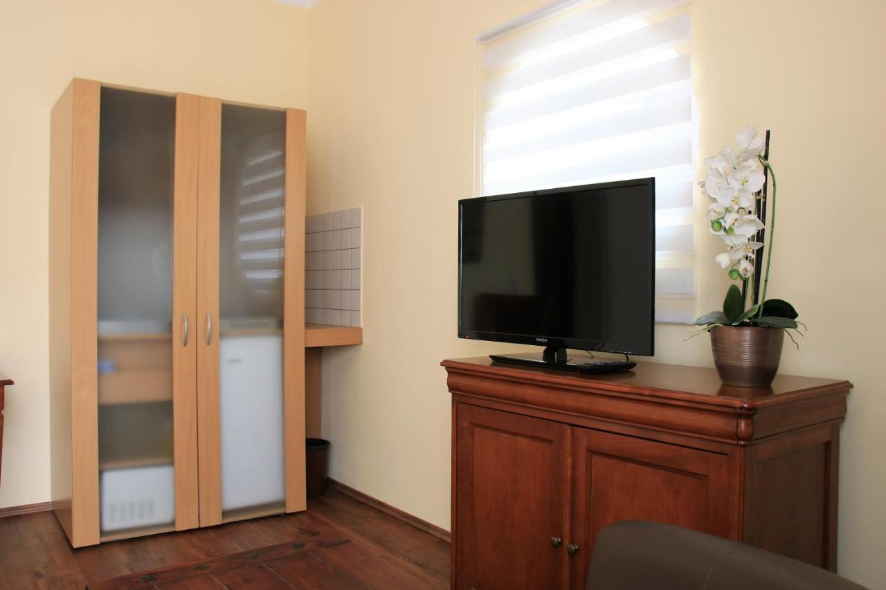 Aparthotel Scheuer เฮิร์ท ภายนอก รูปภาพ